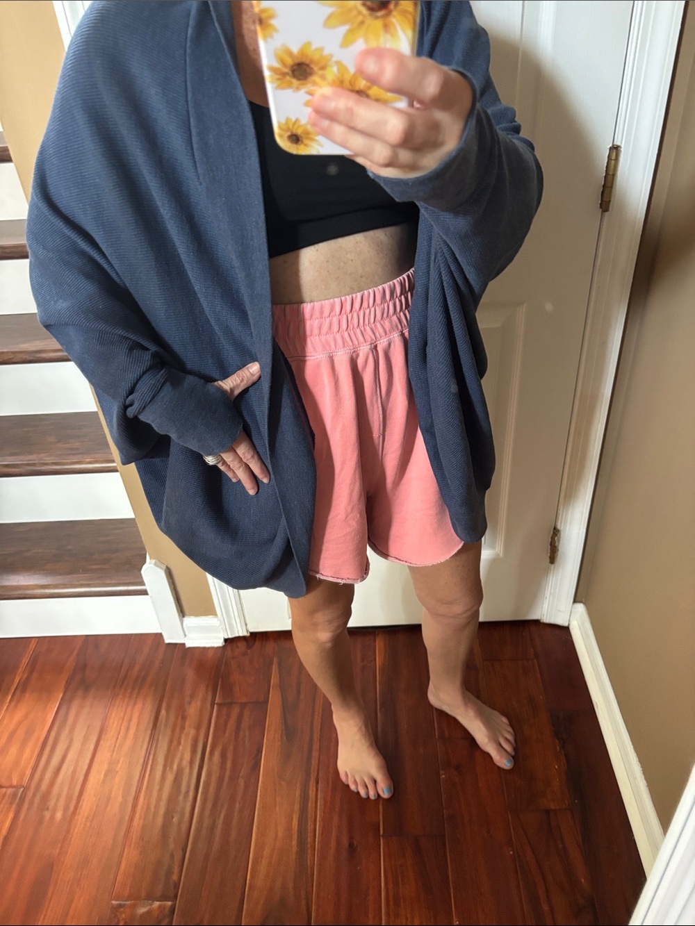 Blue rounded sweater - Picture 1 of 6